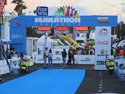 lanzarote marathon, half and 10K with Running Crazy