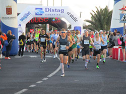 lanzarote marathon, half and 10K with Running Crazy